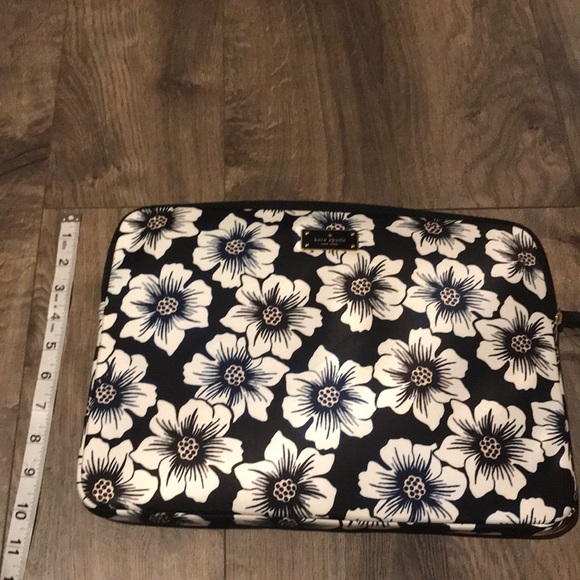 NWT Kate spade laptop case - Picture 6 of 6